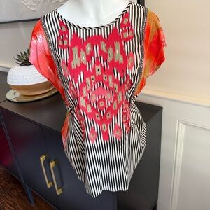 Anthropologie‎ Black and White Graphic Cap Sleeve Blouse with southwestern vibes